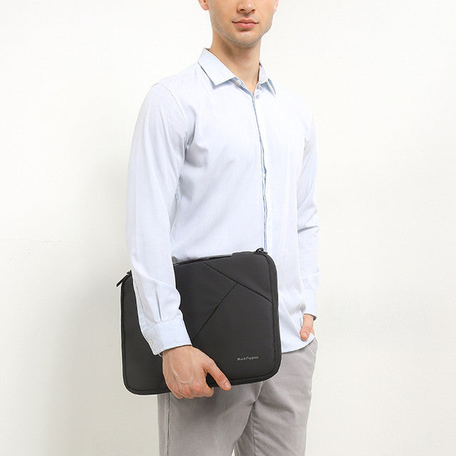Hush Puppies Tas Pria Polly Laptop Sleeve In Black