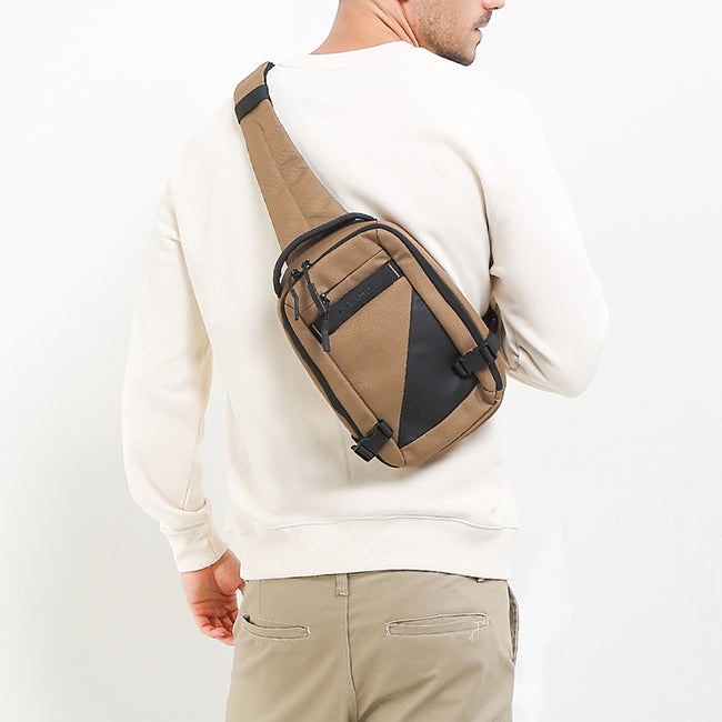 Hush Puppies Men Tanner Chest Bag In Brown