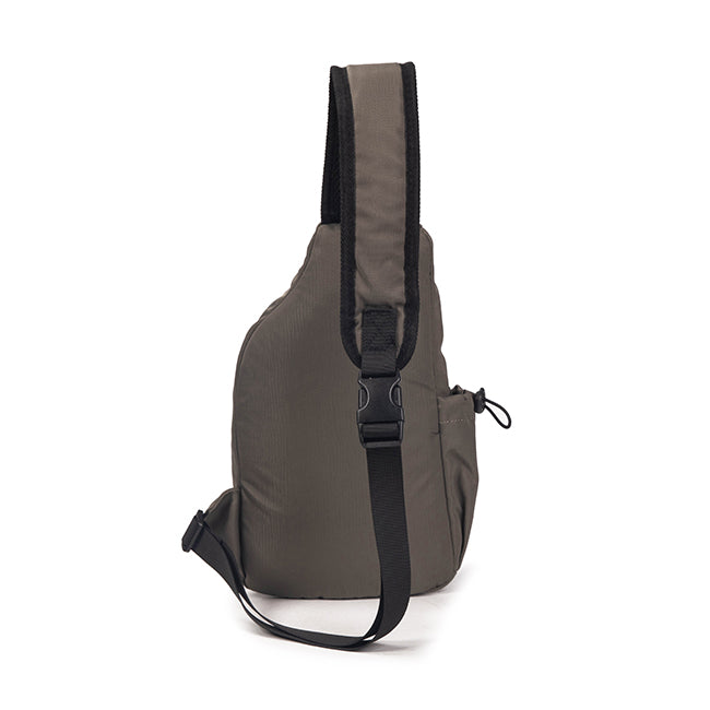 Zyler Chest Bag In Grey