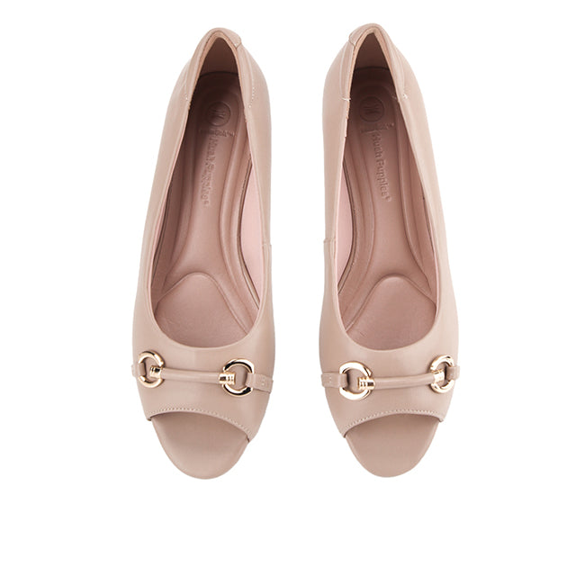 Felicity Jansen In Dusty Pink