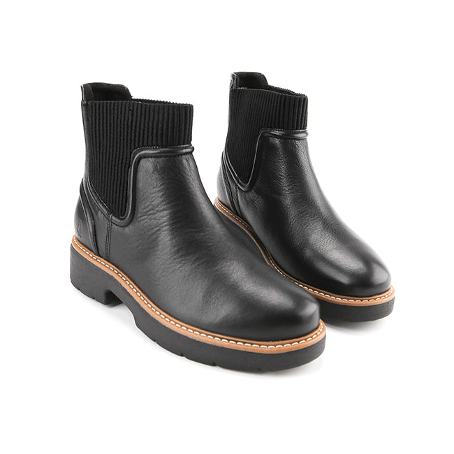 Hush Puppies Sepatu Wanita Jodie Chelsea In Bold Black Leather