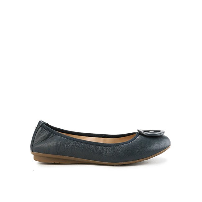 Hush Puppies Sepatu Flats Wanita Samantha In Dark Blue