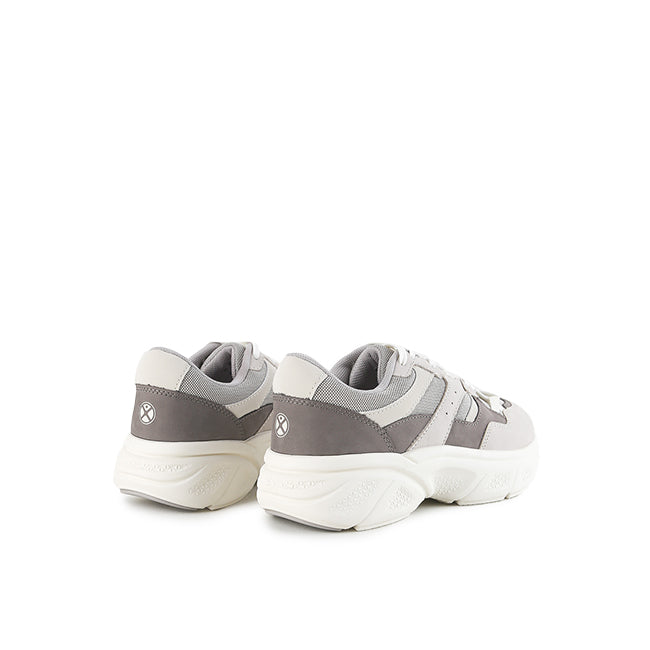 Hush Puppies Sepatu Wanita Sneakers Movement Lace Up In Calm Grey Leather