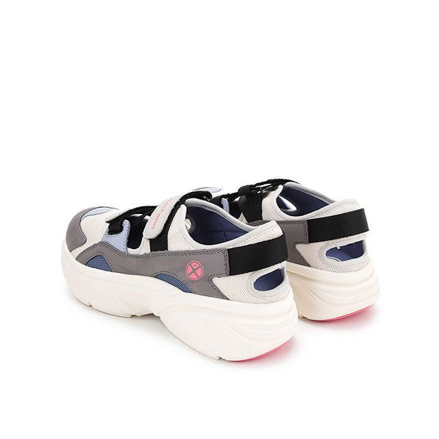 Hush Puppies Sepatu Wanita Sling Back Movement Hybrid In Calm Grey Leather