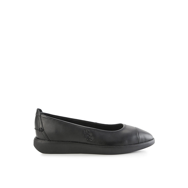 Hush Puppies Sepatu Wanita Flats Aura Ballet In Bold Black Leather