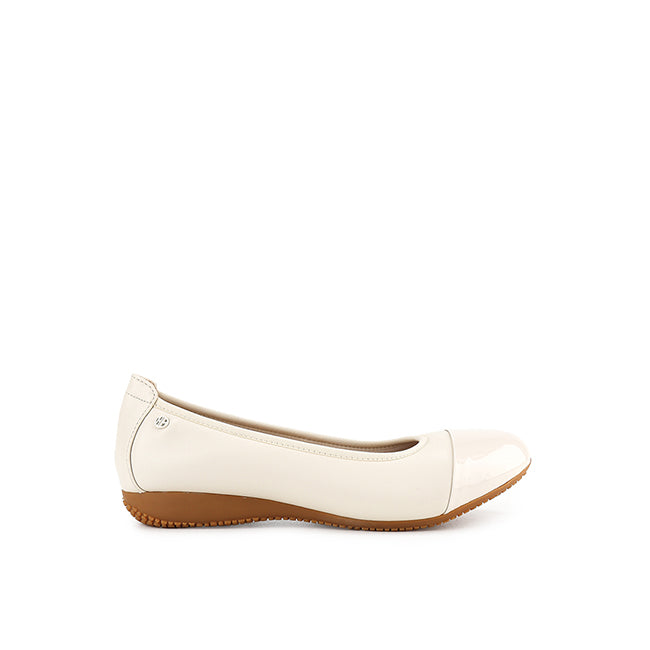 Maiza Palmer In Off White