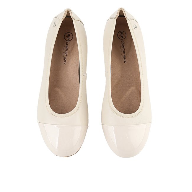 Maiza Palmer In Off White