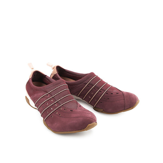 Hush Puppies Sepatu Wanita Slip On Energize In Merlot Red Nubuck