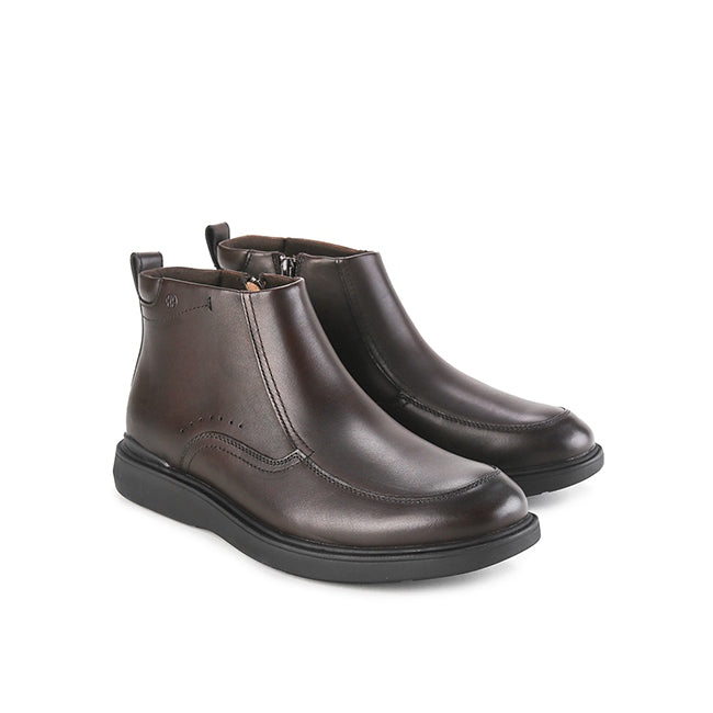 Alpha Zip Boots In Coffee