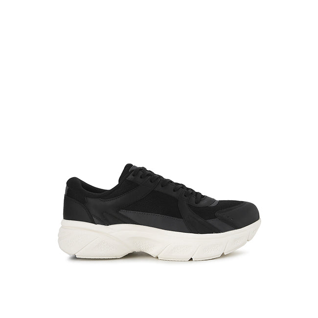 Hush Puppies Sepatu Pria Sneakers Movement Lace Up In Bold Black Leather