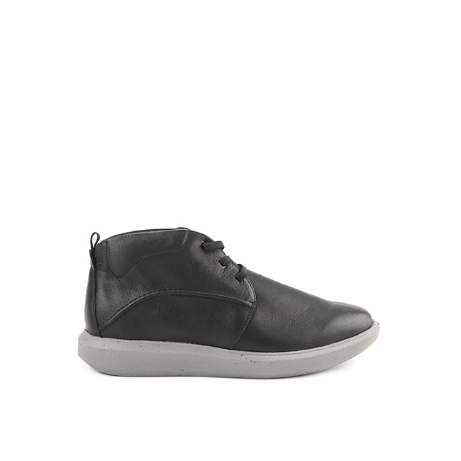 Hush Puppies Sepatu Pria Sneakers Niles Chukka In Black