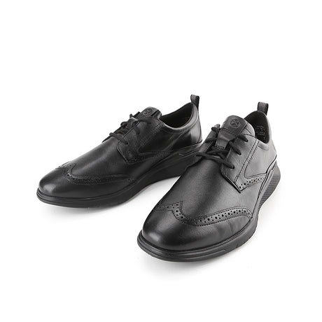 Advance Wingtip In Bold Black Leather