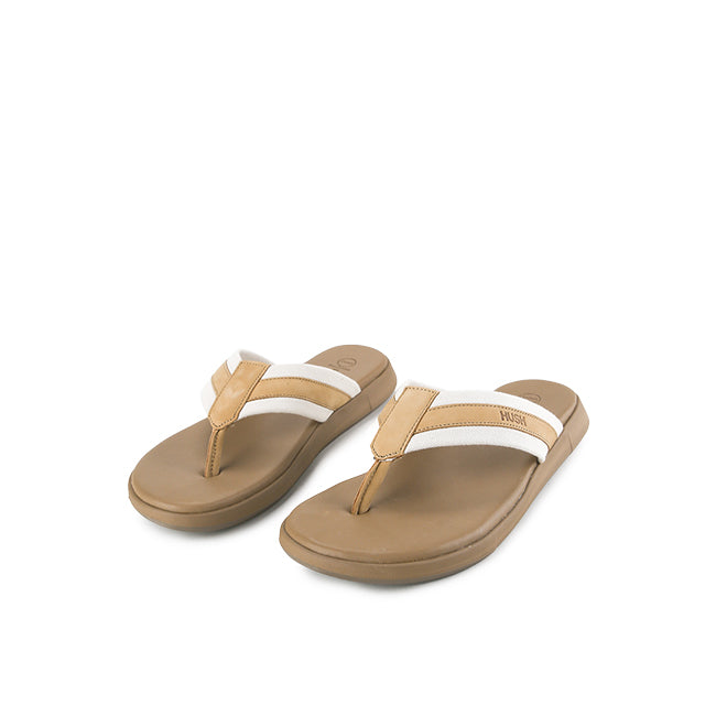 Hush Puppies Sandal Pria Hunter Cave Toepost In Beige