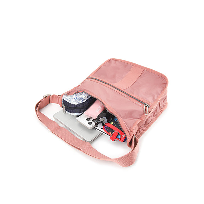 Essential Medium Hobo In Dusty Pink C
