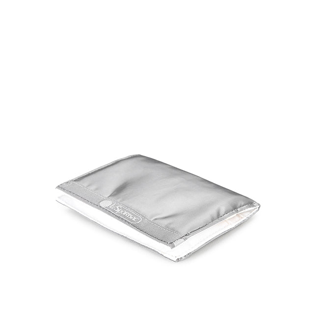 Snap Card Case In Gunmetal Gray Shine