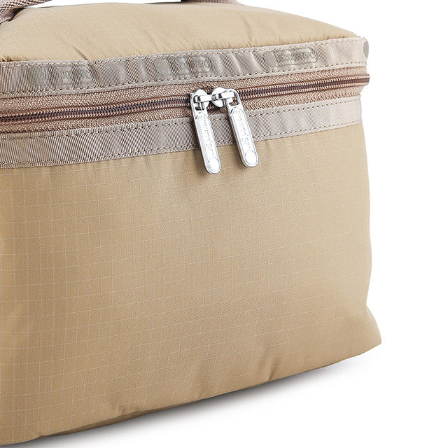 Train Case In Provincial