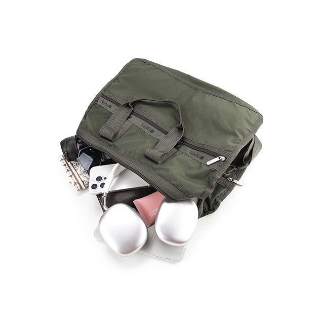 Deluxe Med Weekender In Dark Olive