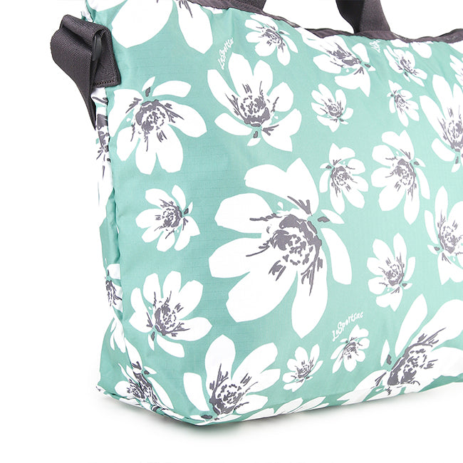 Deluxe Easy Carry Tote In Tropical Garden Green
