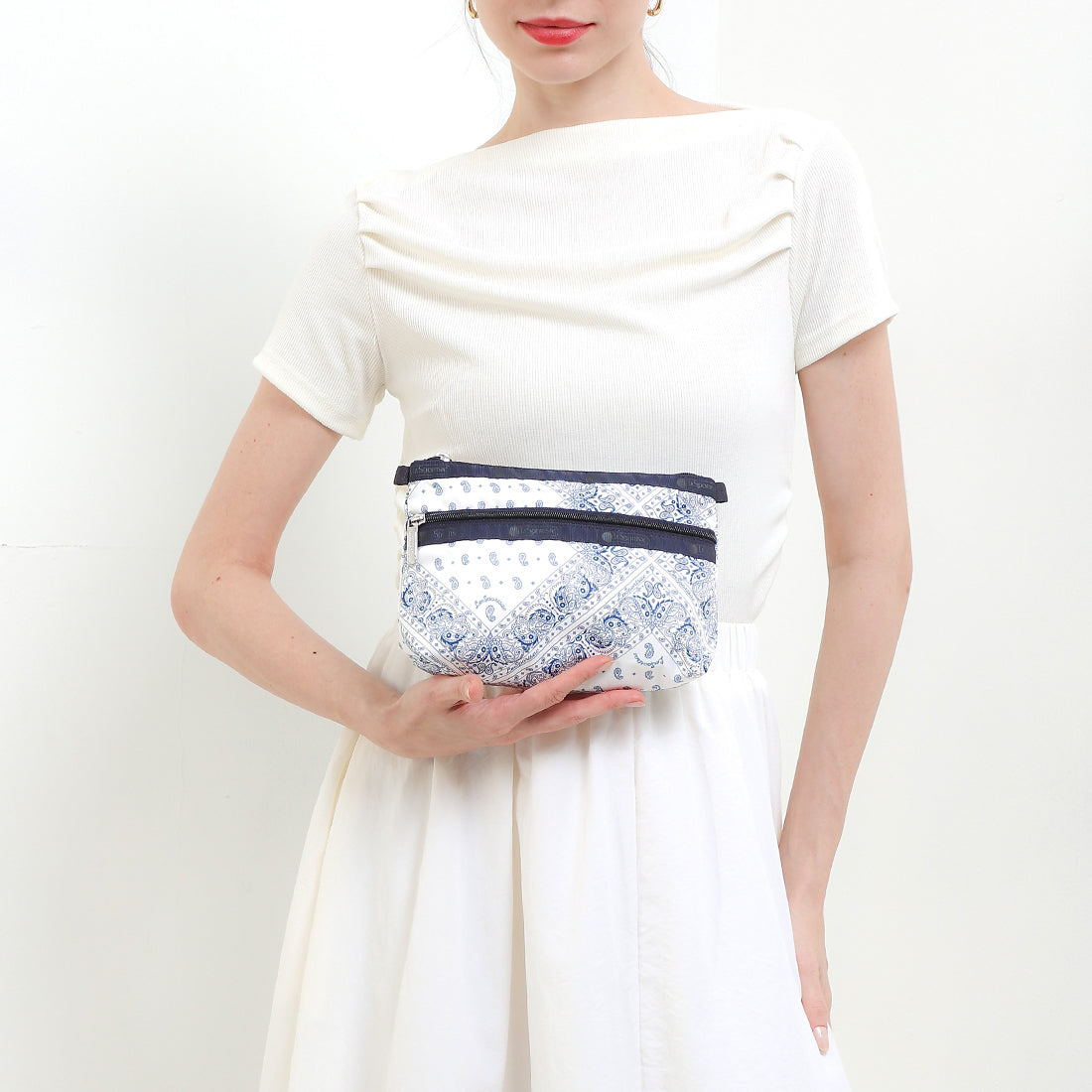 Cosmetic Clutch In Bandanna Breeze