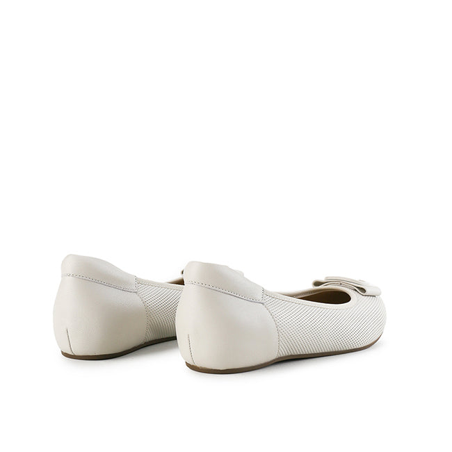 Obermain Sepatu Wanita Flatshoes Happer Charly In Cream