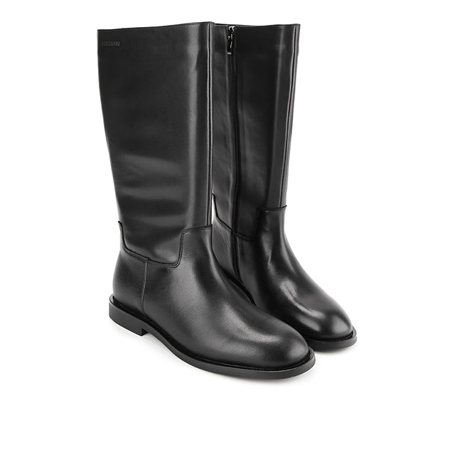 Hailey Elaine In Black