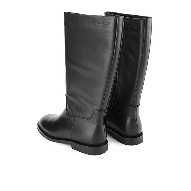 Hailey Elaine In Black