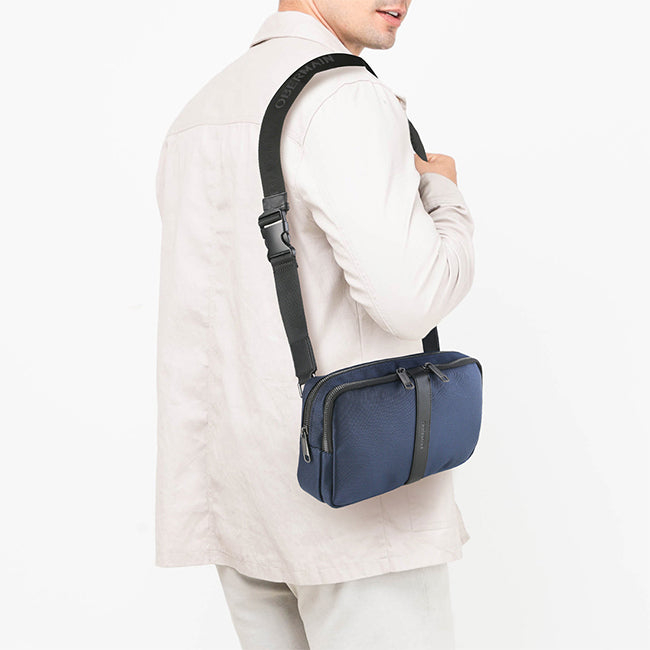 Akiro Waist Bag In Blue