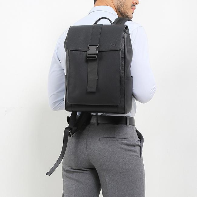 Obermain Tas Pria Bobby Backpack - L In Black