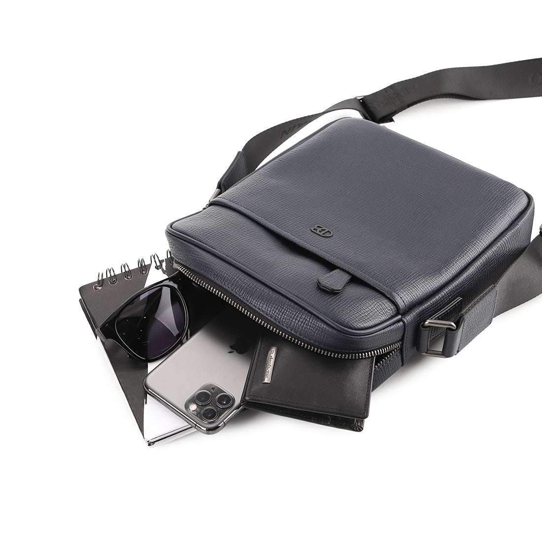 Obermain Tas Pria Jude Sling Bag-L In Navy