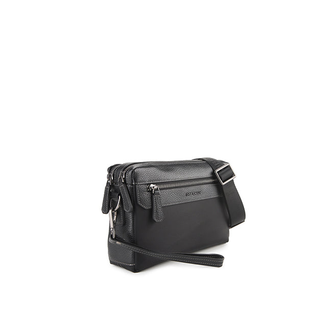 Spark Clutch In Black