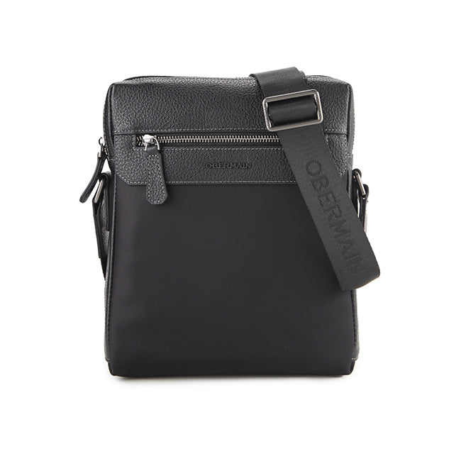 Spark Sling Bag In Black