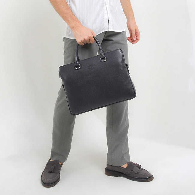 Stone Document Bag-L In Navy