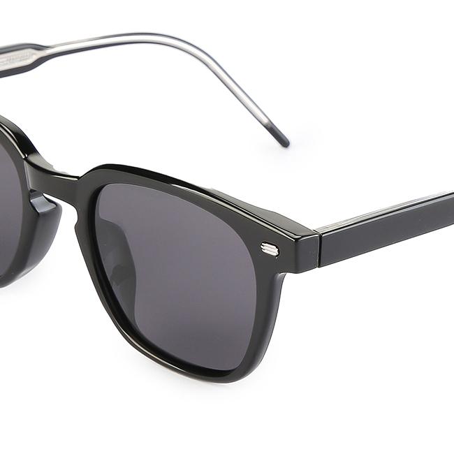 Obermain Aksesoris Wanita sunglasses Bianca Round In Black