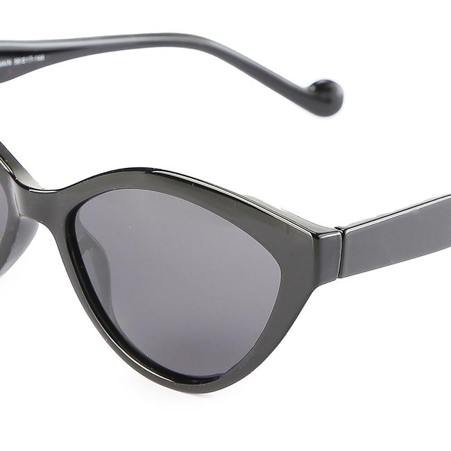 Obermain Aksesoris Wanita sunglasses Belle Cat-Eye In Black