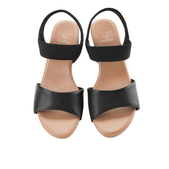 Monna Gitel In Black