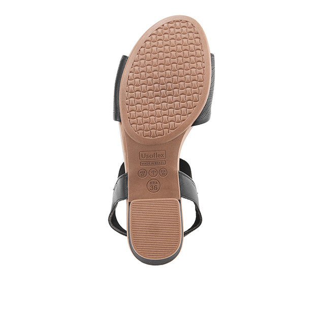 Monna Gitel In Black