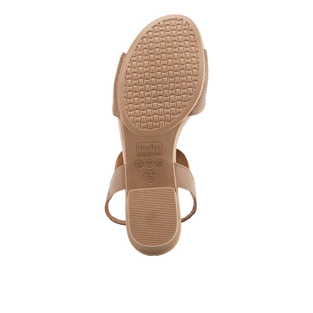 Monna Gitel In Camel