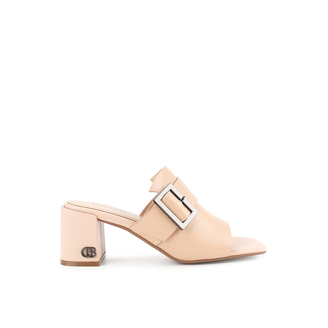 Mikayla Lynn In Nude