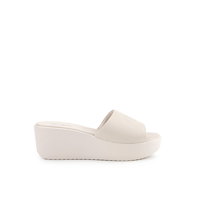 Maura Paige In Off White