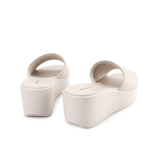 Maura Paige In Off White