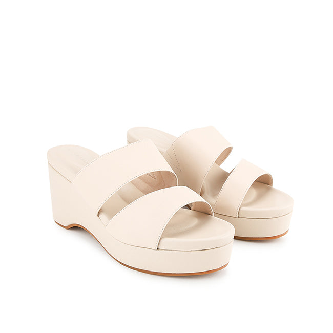 Millie Elanor In Beige