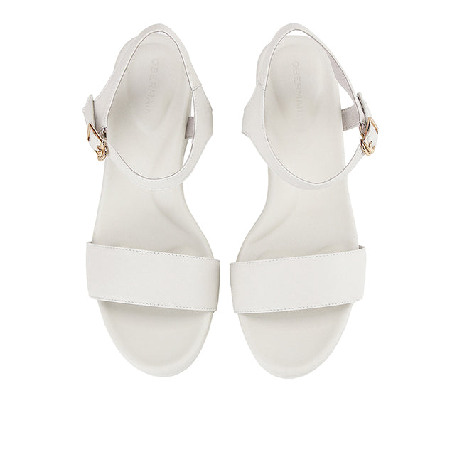 Millie Eveline In Off White