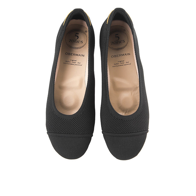 Harper Elise In Black