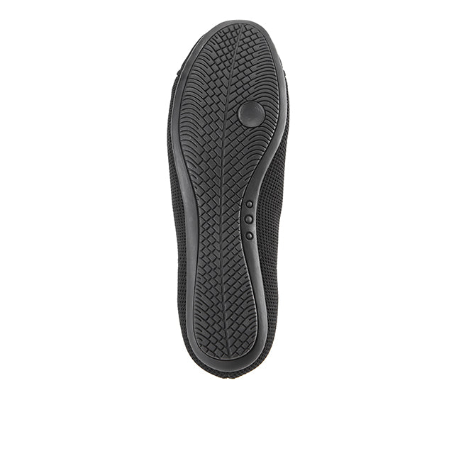 Harper Elise In Black