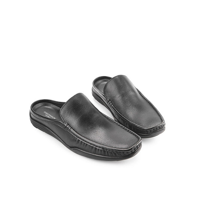 Carlos Willer In Black