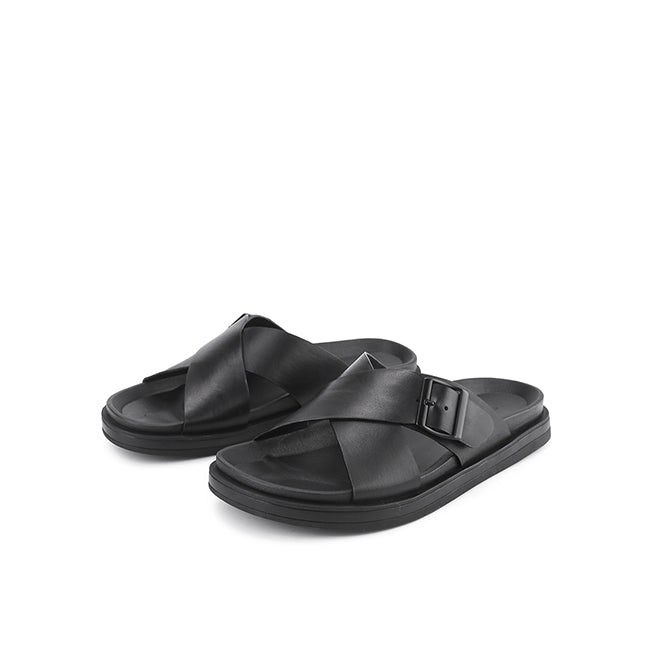 Eagan Bentley In Black