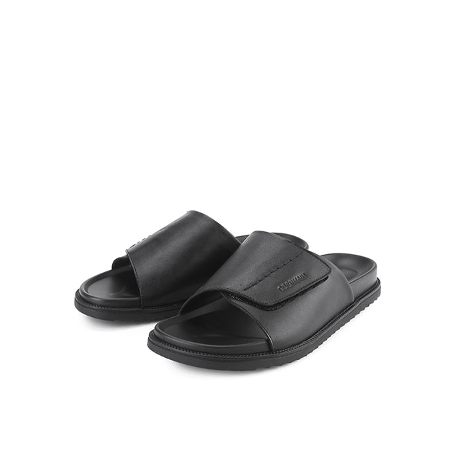 Elgan Ramon In Black