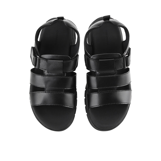 Eddy Robert In Black