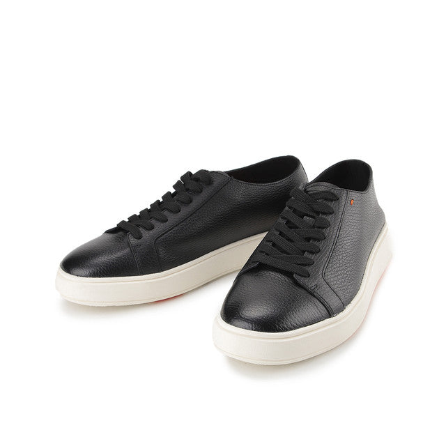 Samin Jubert In Black