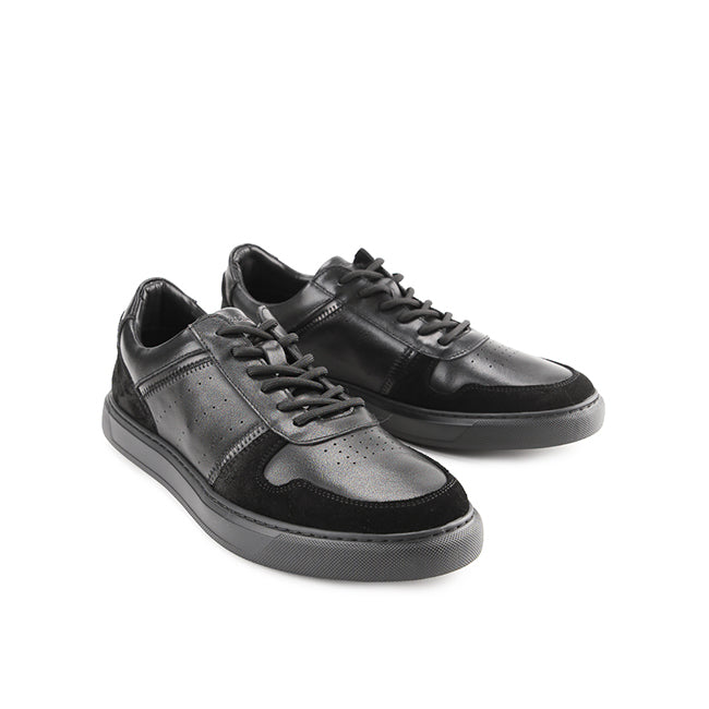 Savino Oscar In Black